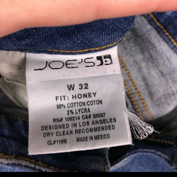 Sold..⚡Joe's Jeans. - Picture 7 of 7